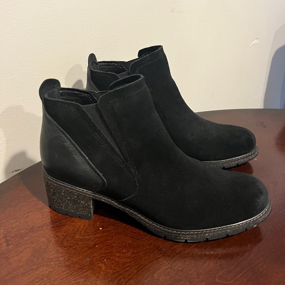 Black Aetrex Frankie Boots